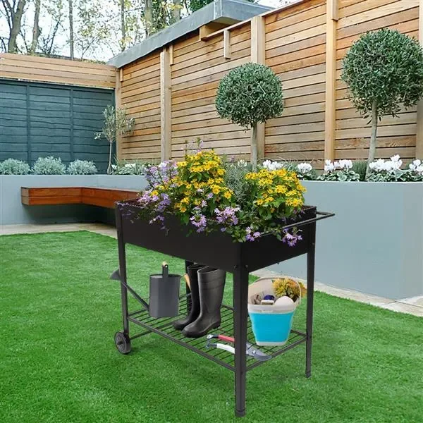 عربة سرير حديقة مرتفعة بعجلات، صندوق زراعة معدني مرتفع للفناء الخارجي في الفناء الخلفي