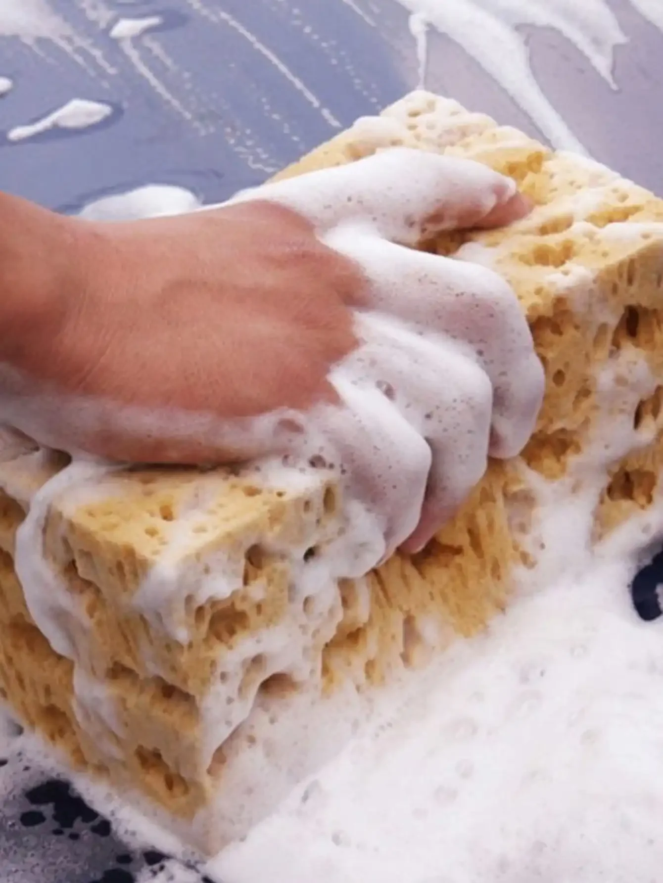 1pc car with honeycomb sponge car wash sponge thick coral car wash sponge big hole free car paint