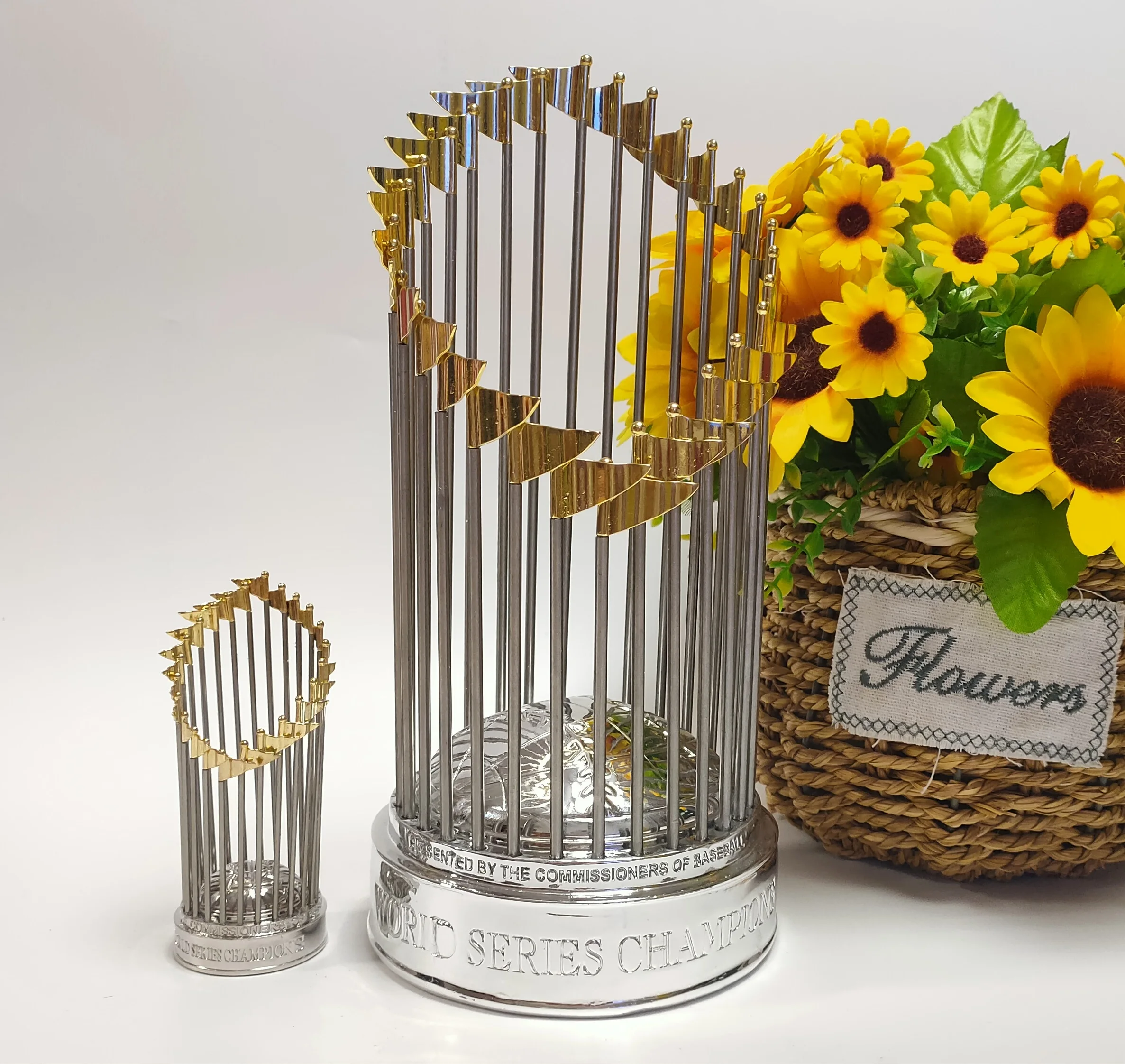 The Commissioner's Trophy The Baseball Trophy Cup World Series Trophy Cup The Replica Trophy Cup Awards For Fan Souvenirs