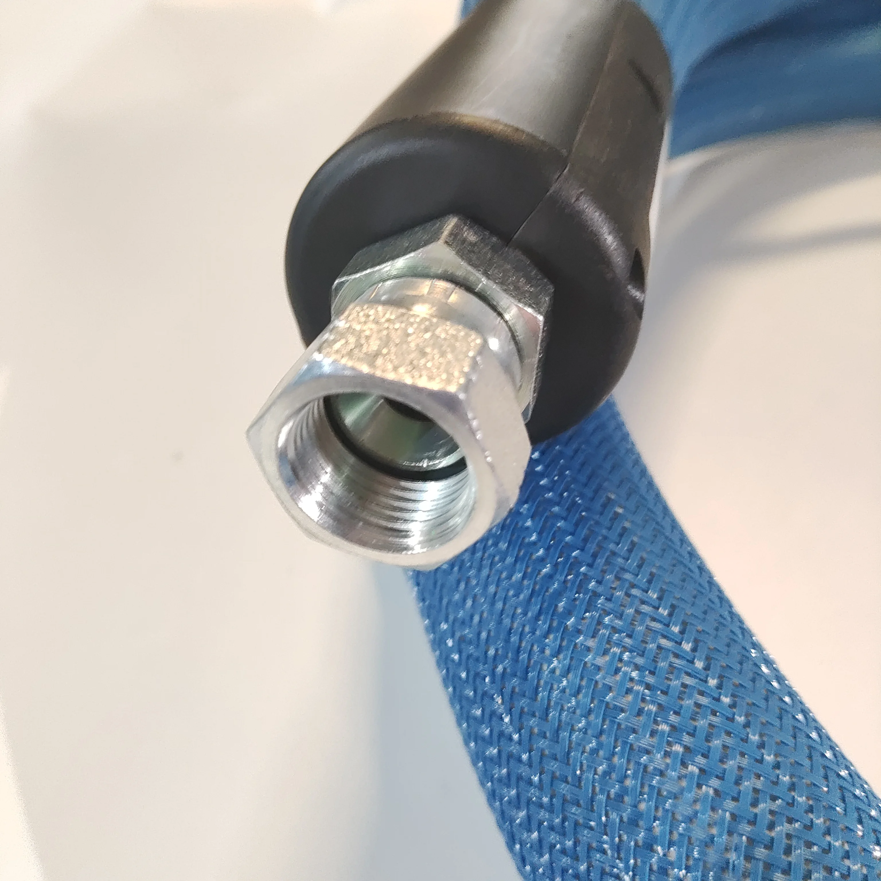 Electric Pneumatic Hot Melt Adhesive Tube for the Production of Gift Box Packaging, Compatible with Meler CSD-587614
