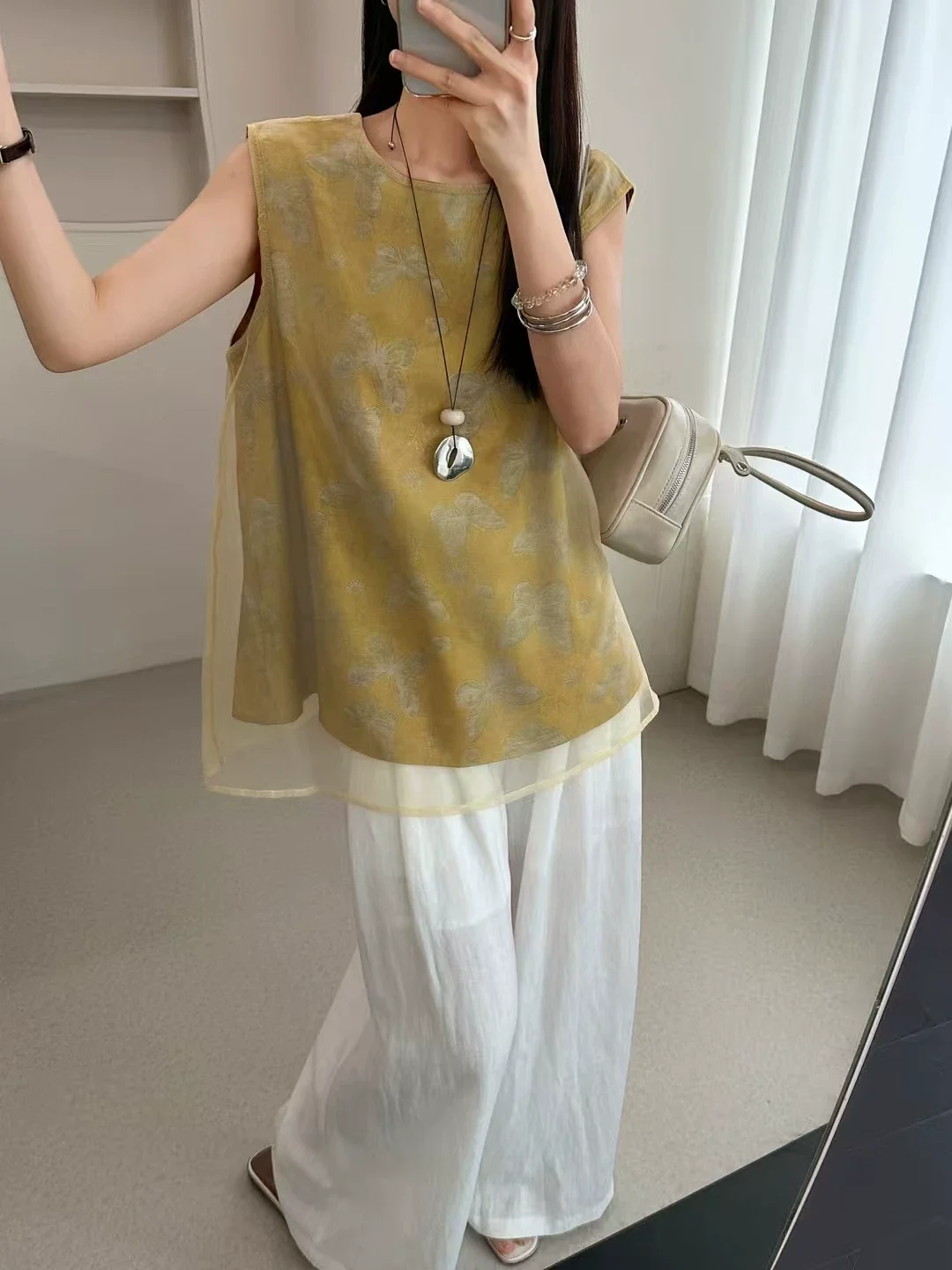 

Faionable round Ne Svel Vest Women's Loose Slimming Top Trendy Commute Sle Color Other Material 00%