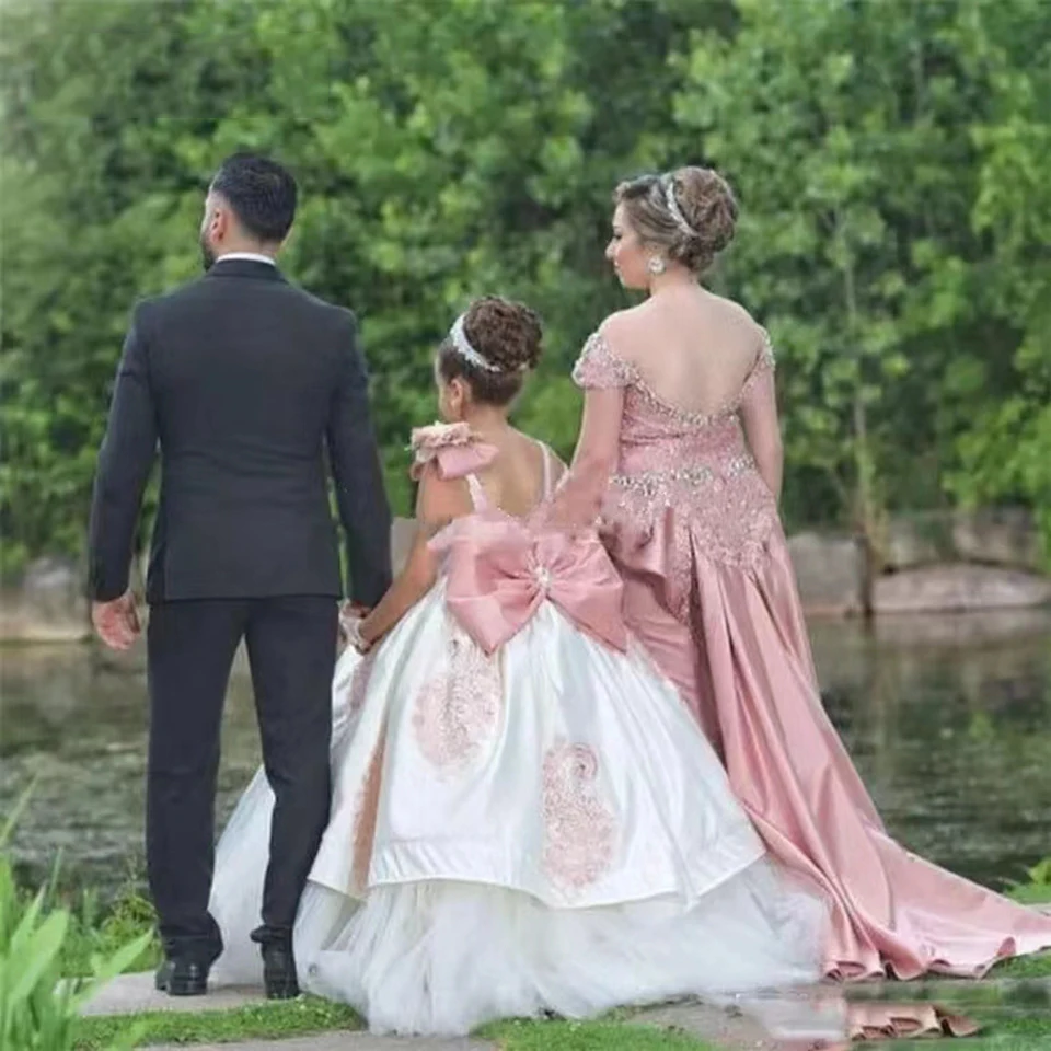 Vestidos de niña de flores con lazo sin espalda de princesa personalizados 2024 para boda, apliques de tul, vestido de fiesta para niños, tamaño personalizado