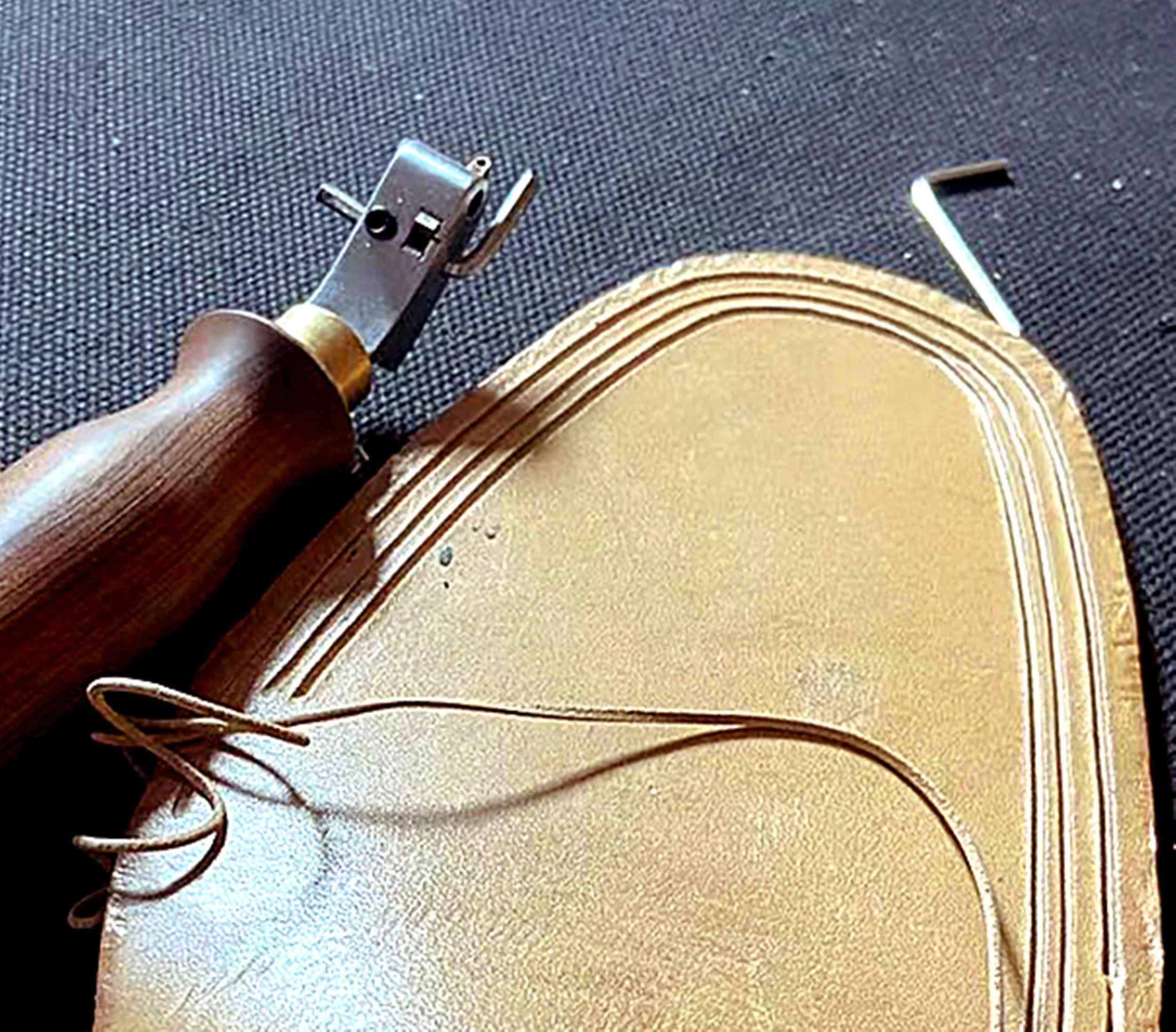 مجموعة أدوات صانعة الأحذية الجلدية العملية المريحة والخدمة الشاقة وقابلة للتعديل