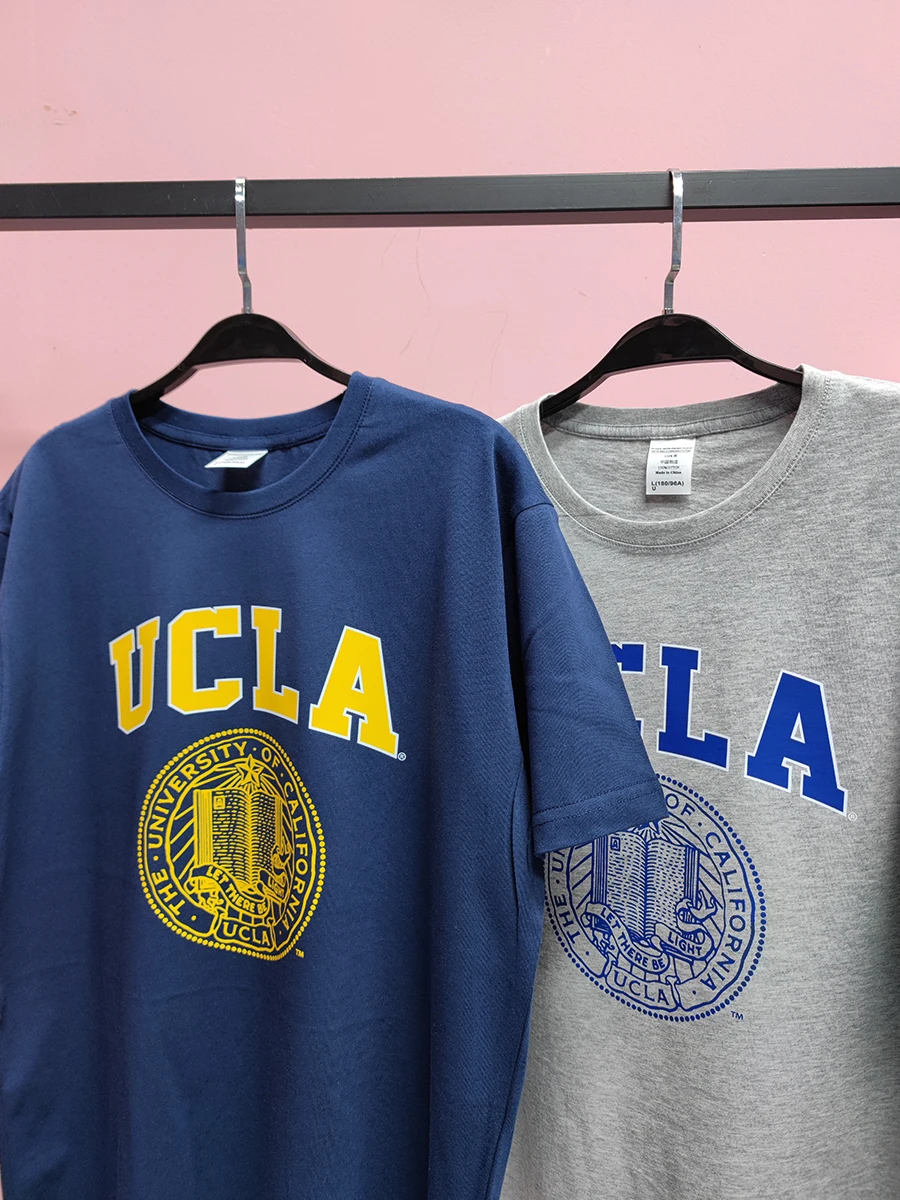 الصيف القطن فضفاض كبير الحجم UC قصيرة الأكمام تي شيرت LA الرجال والنساء ثقافة الشباب التذكارية قميص اليومية لباس غير رسمي