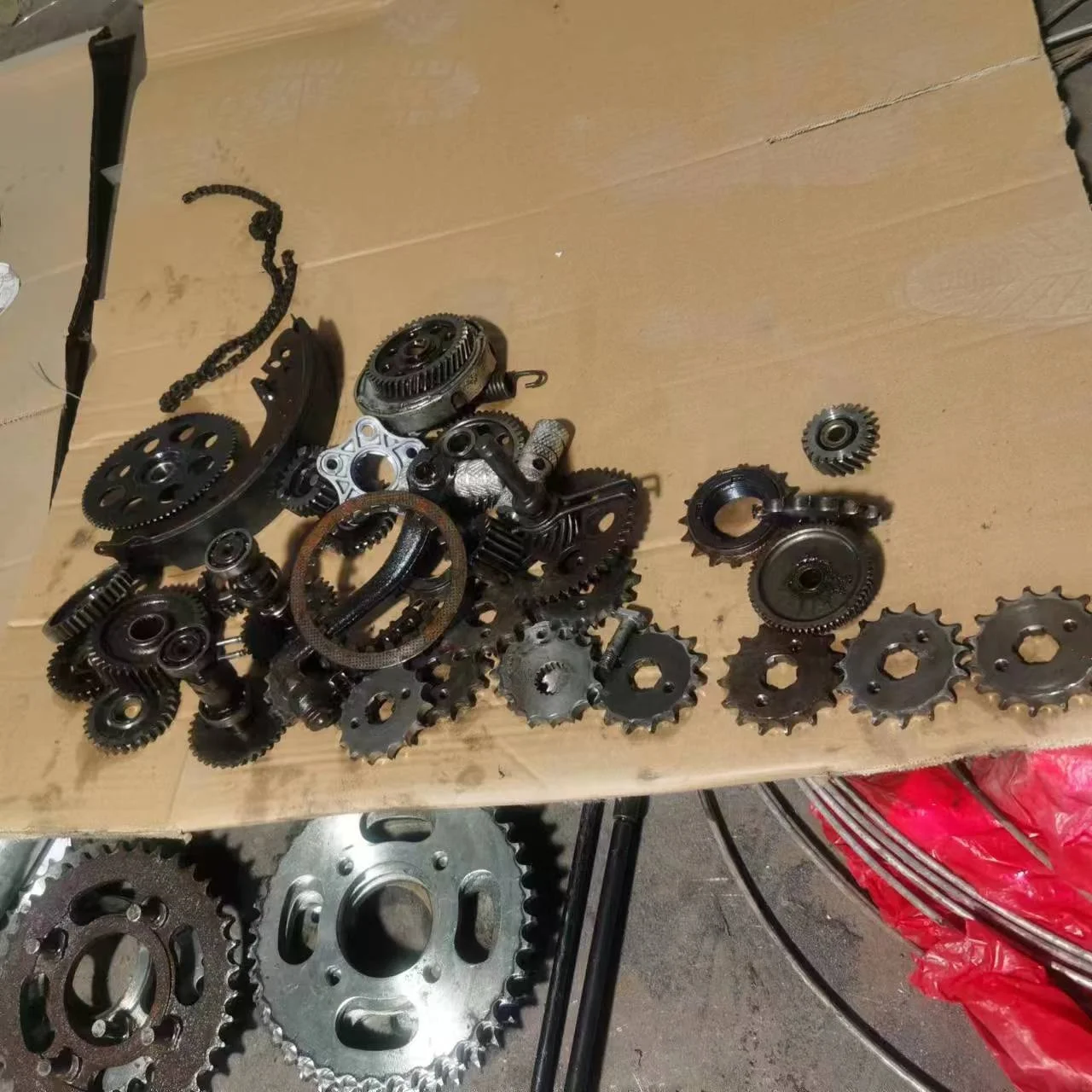 تمثال حصان مجنح معدني كبير الحجم حديث للحديقة الخارجية مصنوع من الفولاذ المقاوم للصدأ للخيال العلمي #2