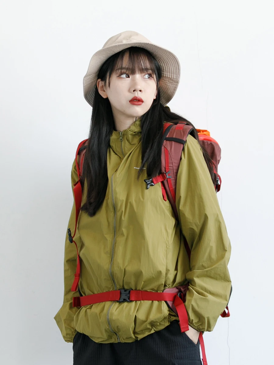 

Outdoor Neutral BF Loose Hiking Sun Protection Clothing Women's Fashionable Polyester Zipper Hooded Long Sleeve Jacket