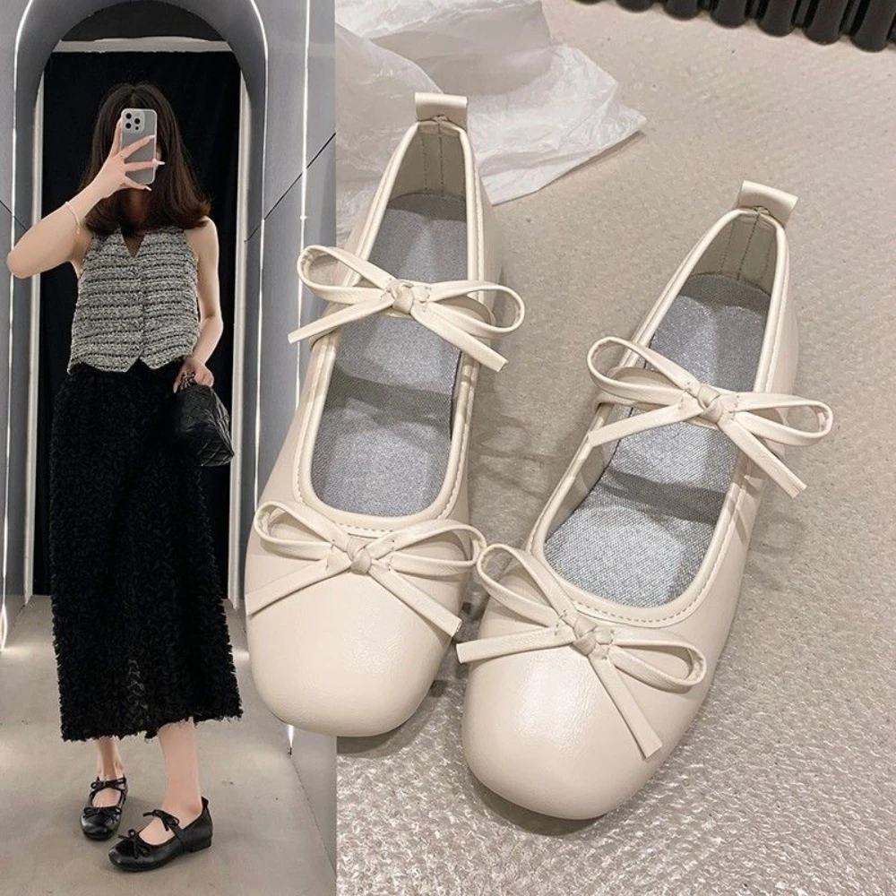 أحذية مسطحة بعقدة حلوة قابلة للتنفس ونعل ناعم من جلد البولي يوريثان سهلة الارتداء بلون سادة كاجوال أحذية باليه مسطحة للفتيات
