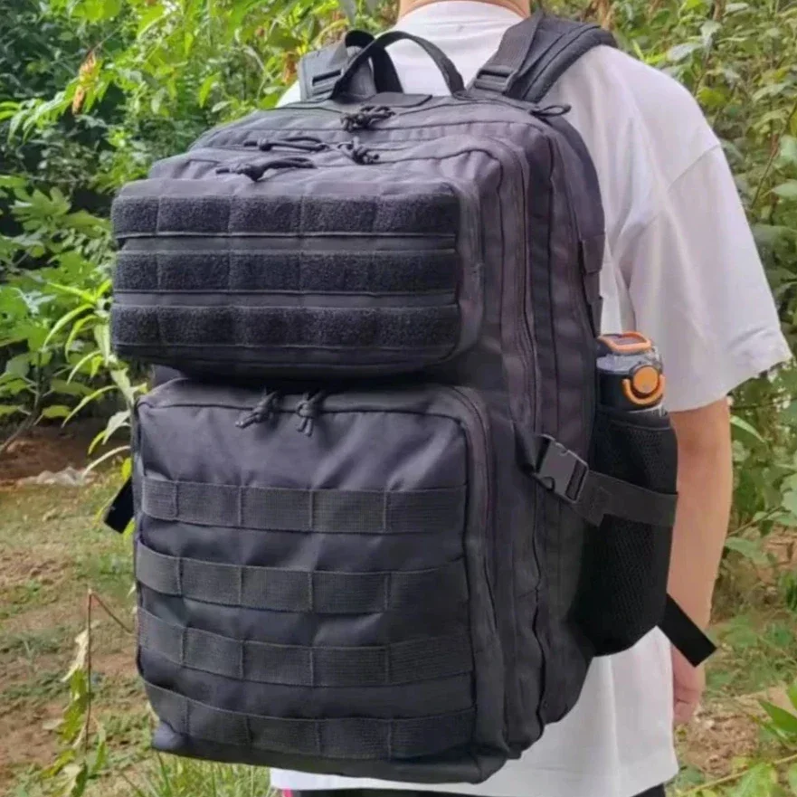 SYZM 45L 大容量男性戦術的なバックパック屋外リュックサックハイキングキャンプ狩猟スポーツトラベルバッグボトルホルダー付き