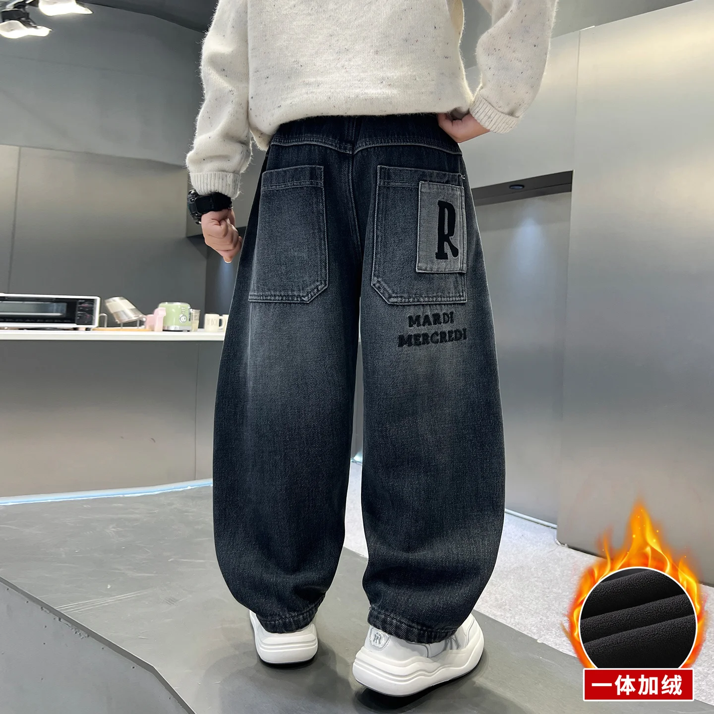 الأولاد الجينز الدافئة للأطفال السراويل الاطفال ملابس جديدة السراويل فضفاضة الشتاء/الخريف الملابس المراهقين جينز معزول غير رسمي 4-14Y