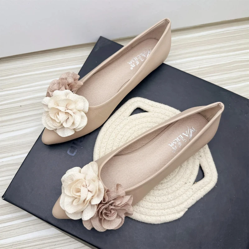 

2024, весна-осень, новые туфли с цветными блоками и острым носком для женщин, женские лоферы Мэри Джейн на плоской подошве, ленивая обувь, большой размер 43 44