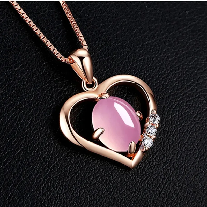 

Hibiscus Stone Pendant with Diamond Heart Shaped Pink Crystal Pendant Necklace Simple Jewelry