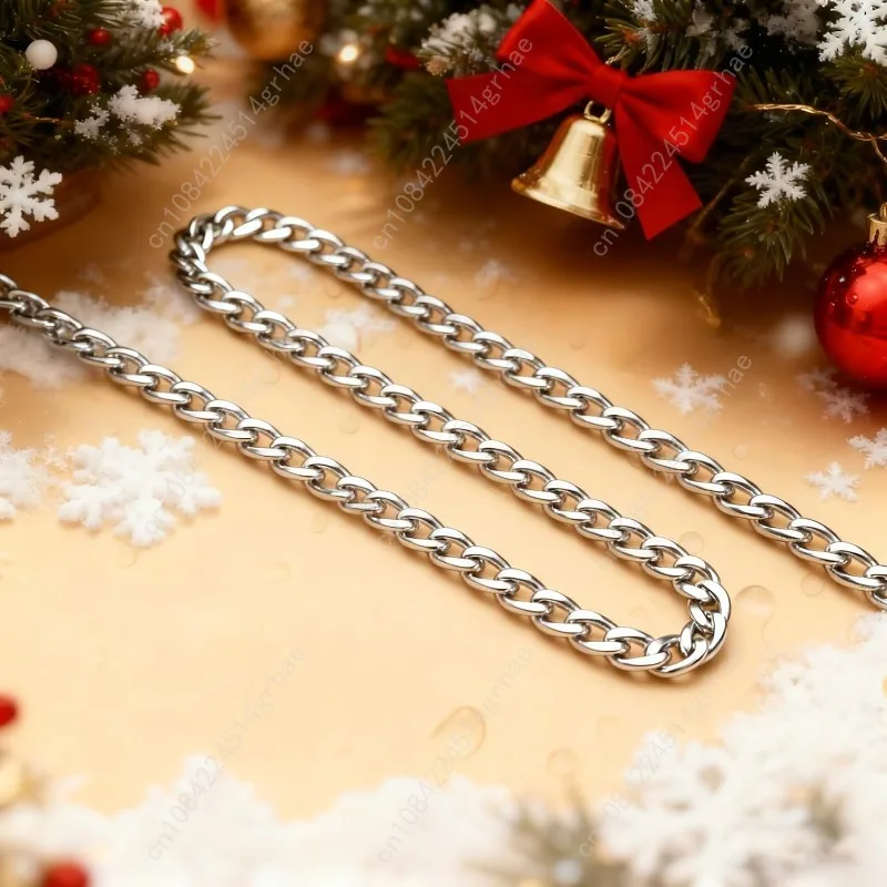 ของขวัญคริสต์มาส Reoxvo สำหรับผู้ชาย สร้อยคอแบบ Cuban Link สำหรับผู้ชาย สร้อยคอสแตนเลสสำหรับผู้ชาย ขนาด 5 มม. อุปกรณ์เสริม