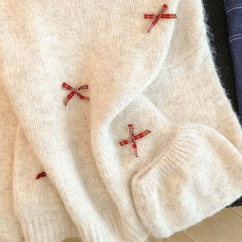 Sweet Cute Teenage Bow Round Neck Long Sleeved Knitted Sweater for Autumn Winter Beautiful Looking Girl's Loose Casual Sweater