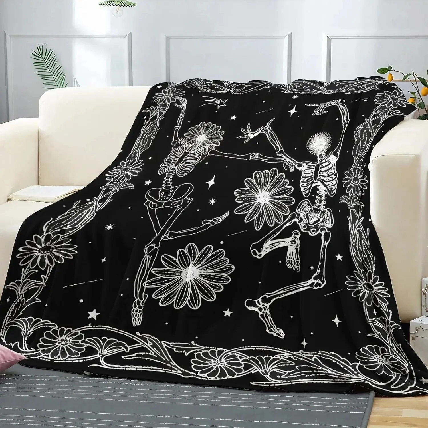 Dancing skeleton daisy star warm flannel blanket, Gothic floral print, bedroom sofa camping, daily use in autumn and winter.