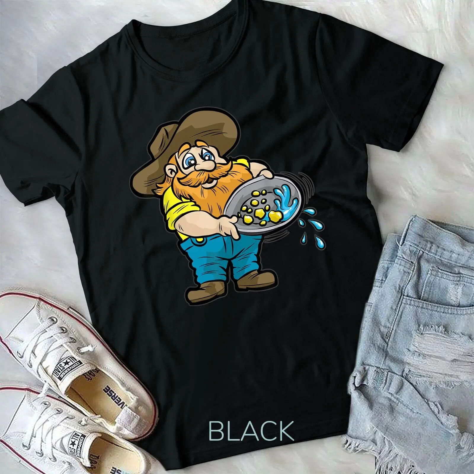

YUKON GOLDMINER - Mining Miner Gold Nugget Pan Gift Unisex T-shirt