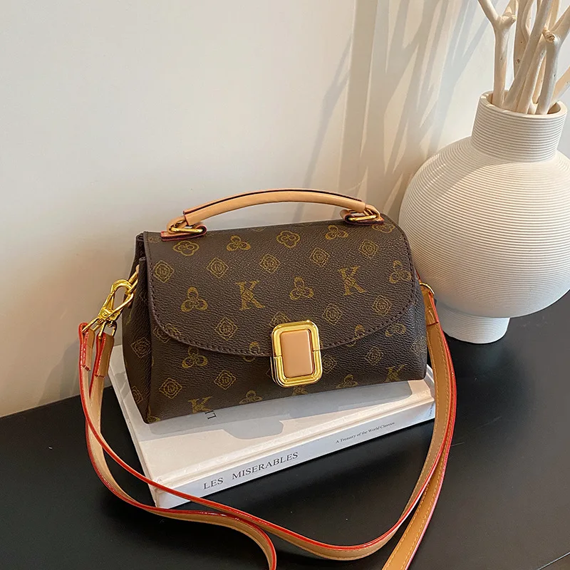 High value small bag Women's versatile temperament Underarm bag Handbag Versatile fashion shoulder messenger bag