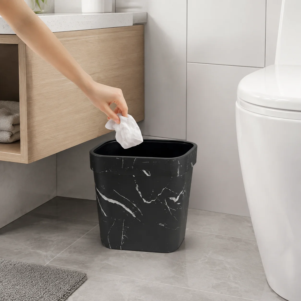 Slim Oval Open‑Top Trash Can, Marble‑Print Plastic Waste Basket, Narrow‑Edge Decorative Garbage Bin for Bathroom, Kitchen, Home Office, 2 Colors Black & White Marble