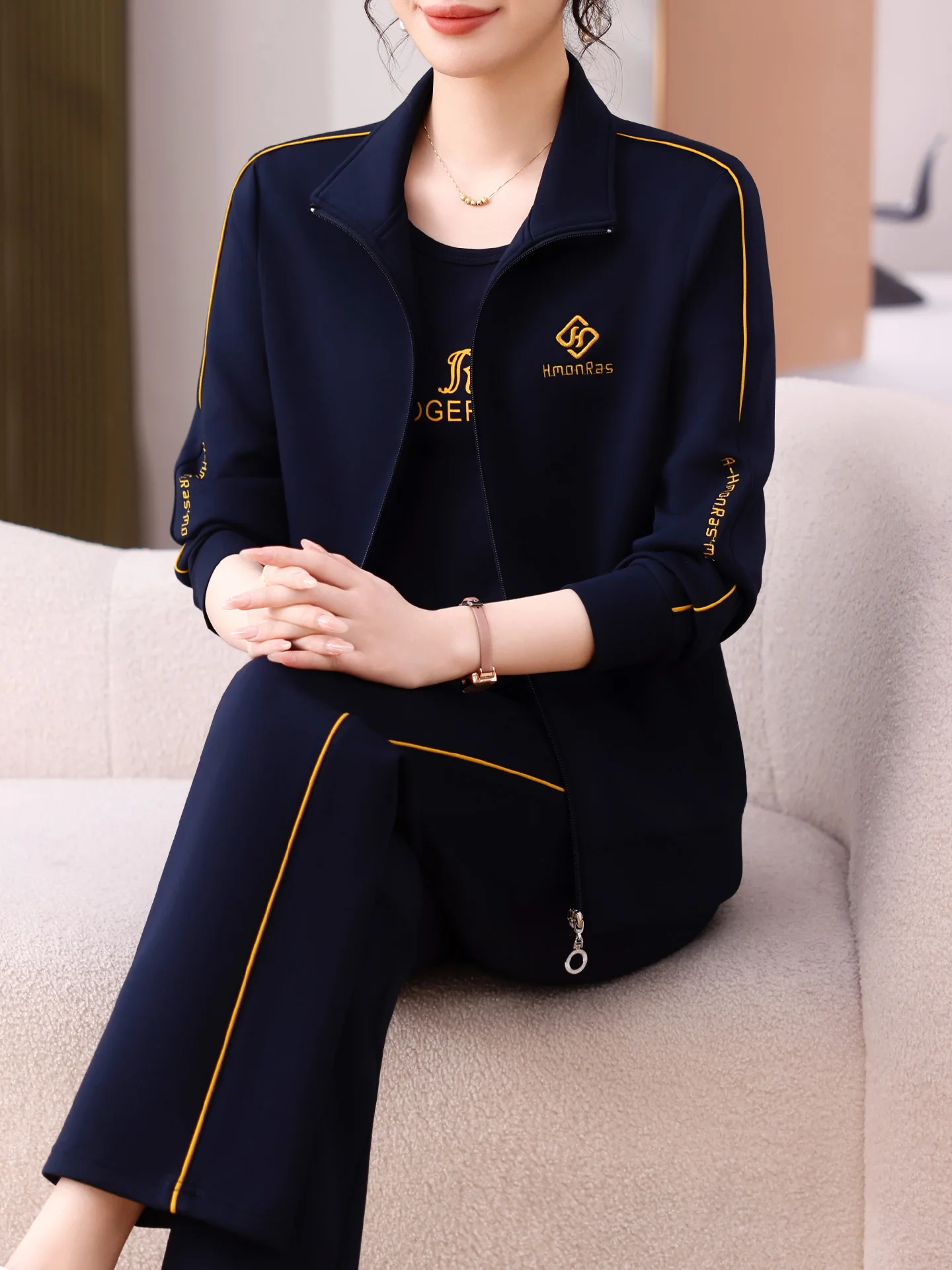 Set di abbigliamento sportivo di fascia alta per la mamma Set di magliette da corsa casual da donna di mezza età e ly Fitn Running Primavera Autunno