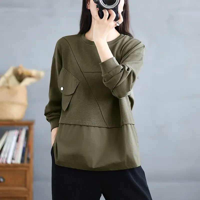 بلوزات كبيرة الحجم المرأة عادية فضفاض وهمية قطعتين تقسم البلوز للمرأة بلوفر أنيق الخريف سليم صالح 2025 جديد في