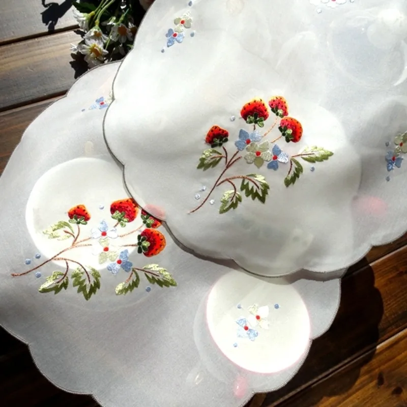 Fazzoletto decorativo con sottobicchiere rotondo americano retrò ricamato a mano in seta grezza 33 cm