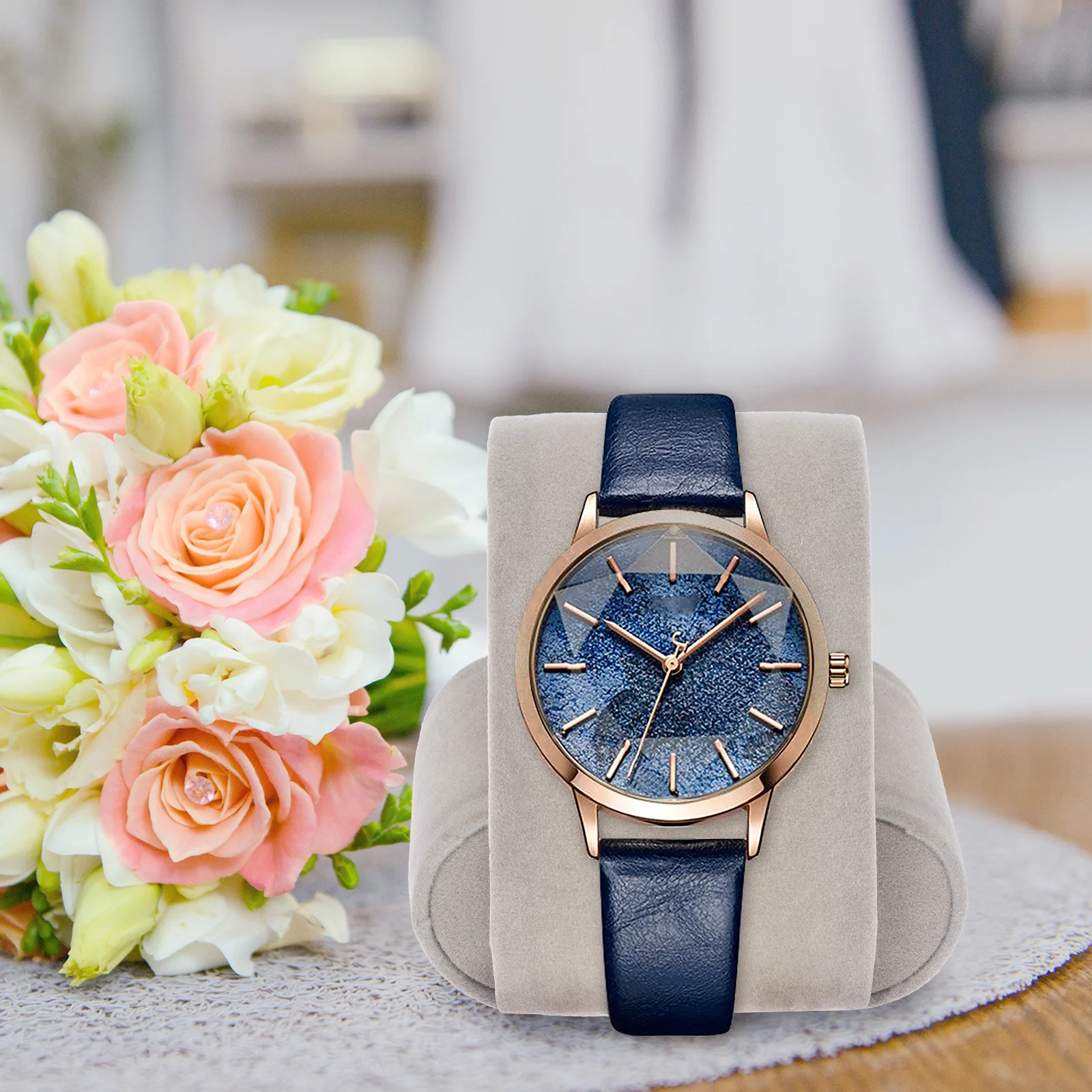 

8pcs 8 Pieces Watch Bracelet Holder Jewelry Pillow Chain Display Cushion Pillows Bangle