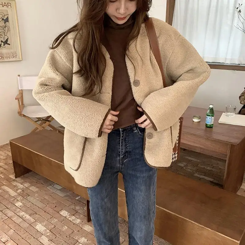 Nice Women Autumn Winter Warm Teddy Coat Berber Fleece Round Collar Short Jacket Plush Outerwear Female Fashion Streetwear Cloth