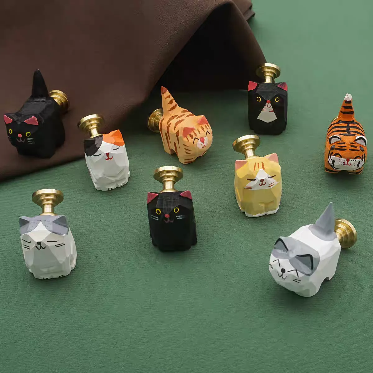 Cute Wood Cat Drawer Knobs Kids Room Furniture Handles Handmade Wood Carving Animal Cabinet Pull for Nursery Dresser Knob LBFEEL