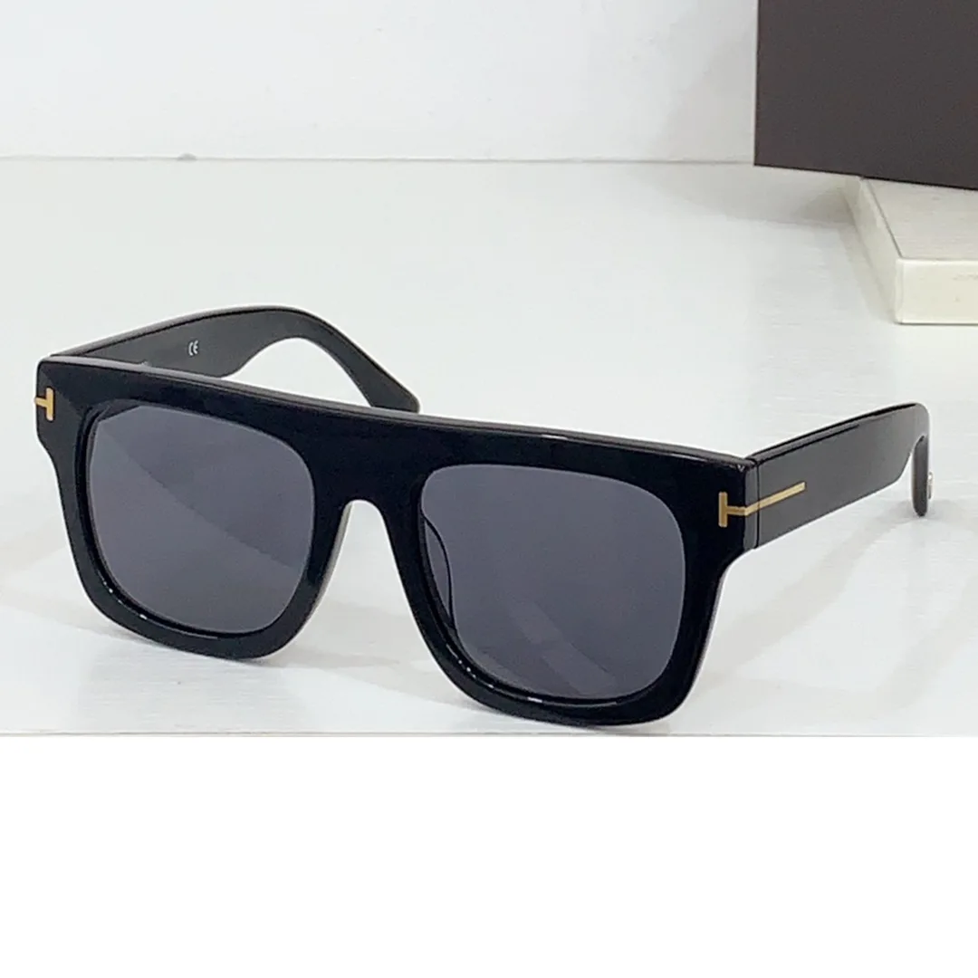 

TF071 TOP Crossborder New Fashion Square Punk Casual UVblocking Sunglasses for Men Women for Holiday 2024