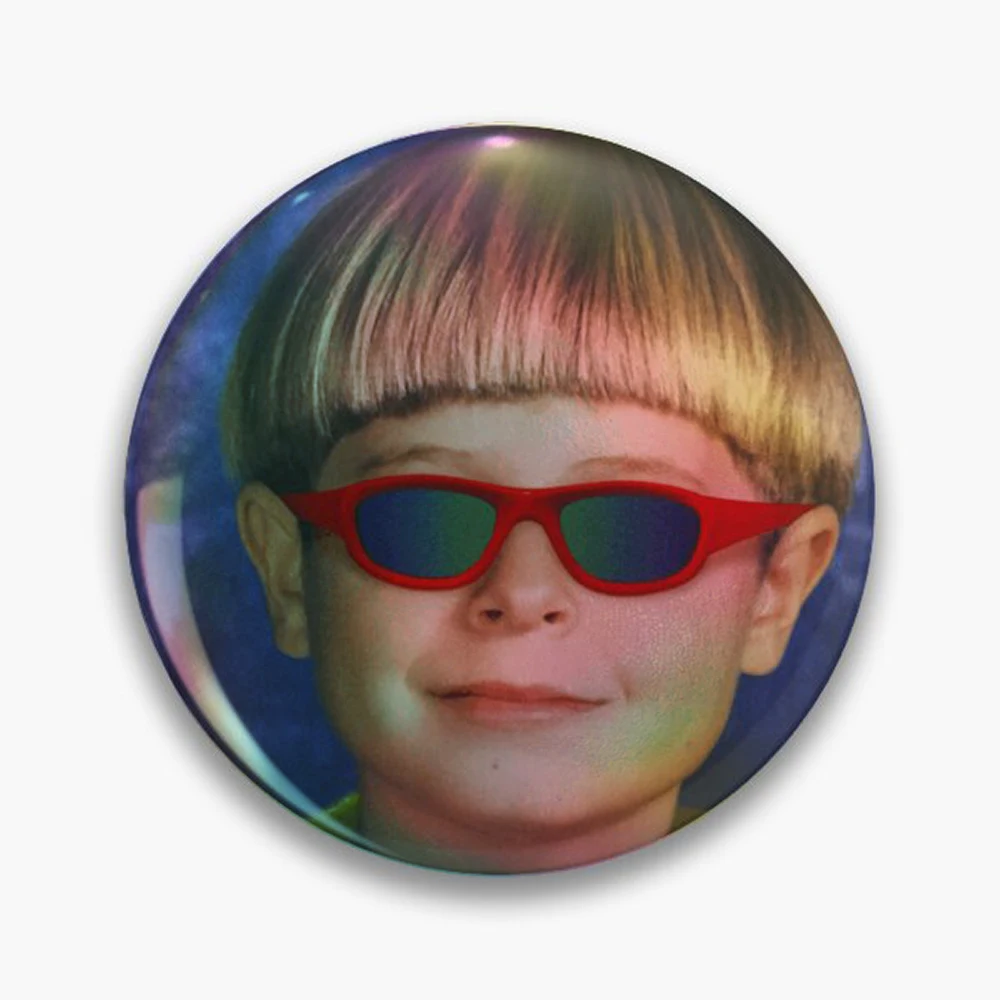 Oliver Tree - Alien Boy Pin Holographic Star Heart Pin Brooches Laminated Button Fashion Accessory