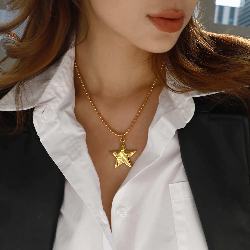 Uworld Minimalist Stainless Steel 18K Gold Plated Pentagram Pendant Necklace Star Chain Necklace Women's Chain Stackable Necklac