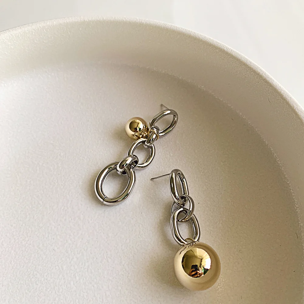 Vintage Metal Ball Geometric Hollow out Hit Color Chain Earrings for Women New Stylish Gold Silver Color Earrings Jewelry