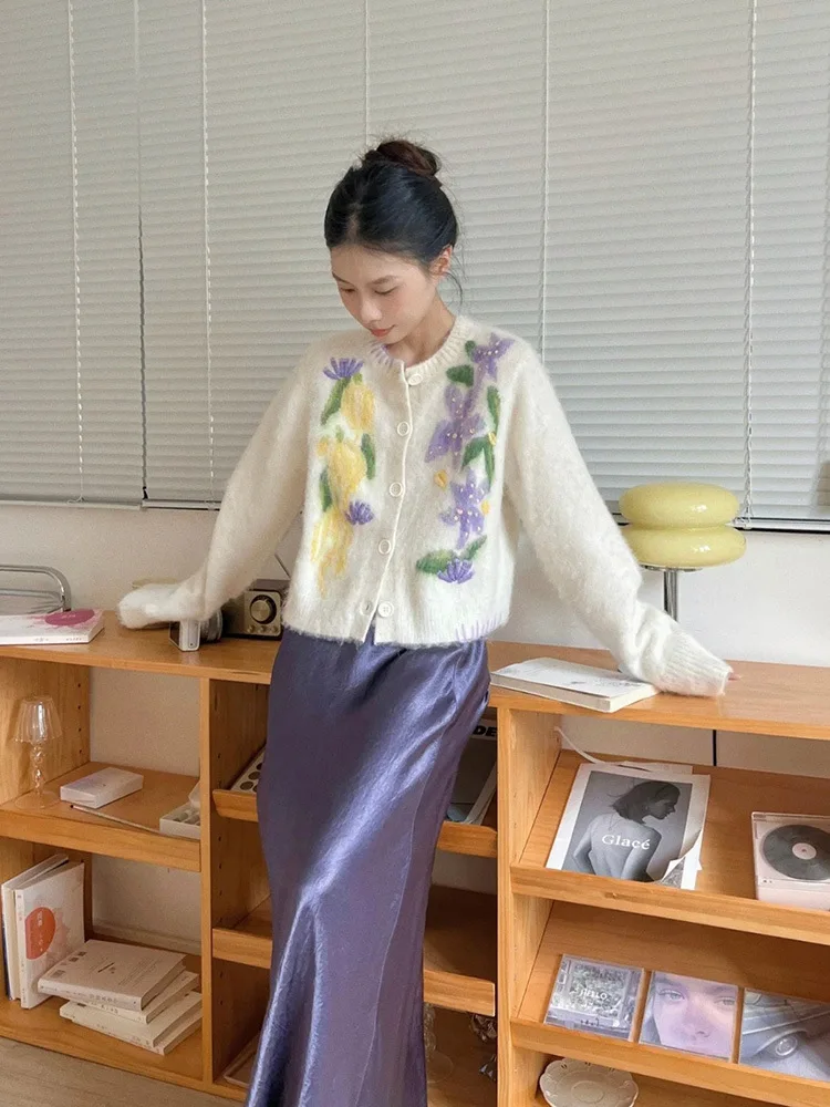 24 ฤดูใบไม้ร่วงและฤดูหนาวนุ่ม Waxy ขี้เกียจลม Wild South ดอกไม้ฝังไหล่ถักเสื้อสเวตเตอร์ถักเสื้อถัก