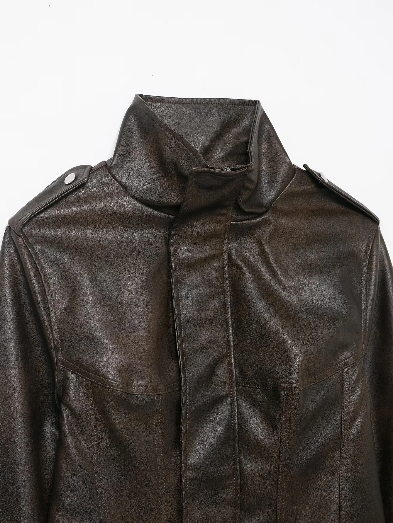 سترة نسائية قصيرة غير رسمية موضة شتاء جديدة لعام 2025 بقصة ضيقة وياقة واقفة وأكمام طويلة وسحاب من جلد البولي يوريثان