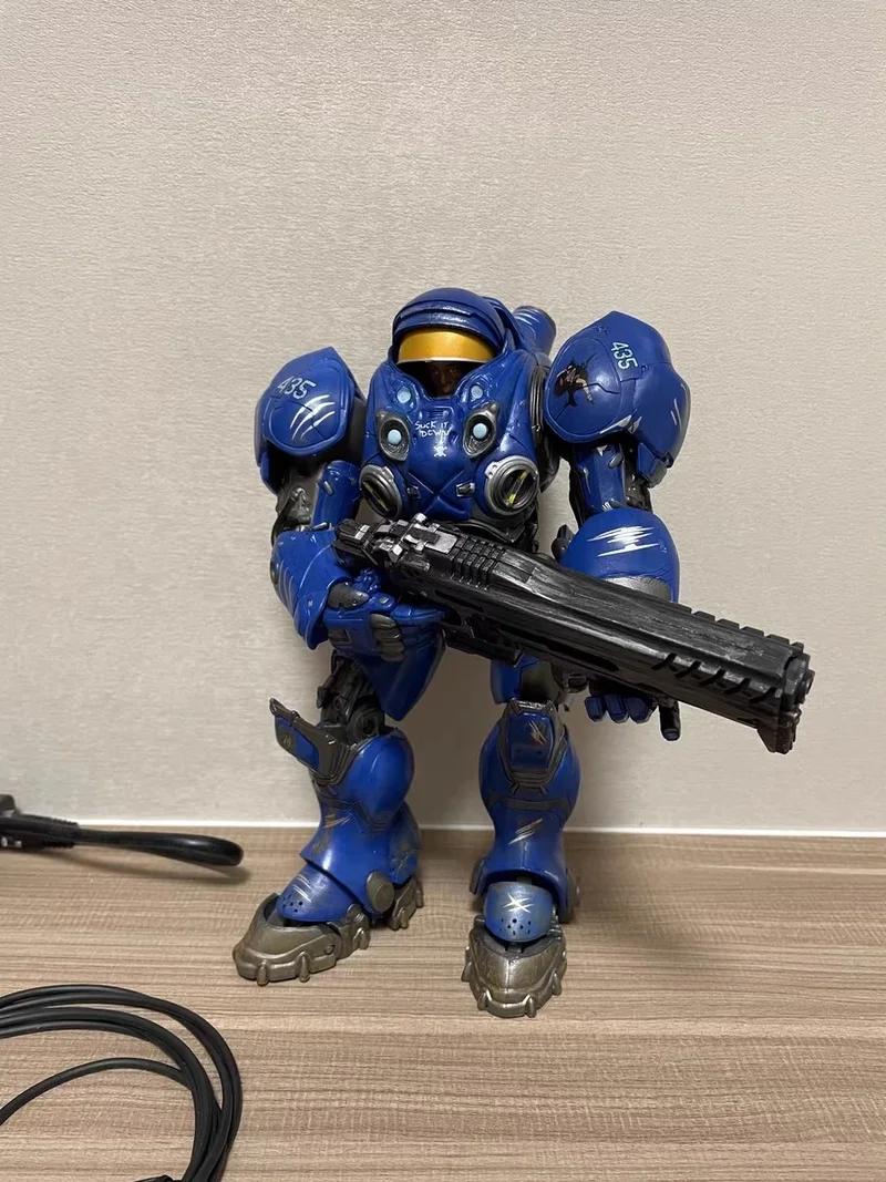 Starcraft 2 modelo hecho a mano de Terran Machine Gunman Tekis Finley, muñeca de juguete con muñeca móvil, modelo de adornos, regalo de cumpleaños
