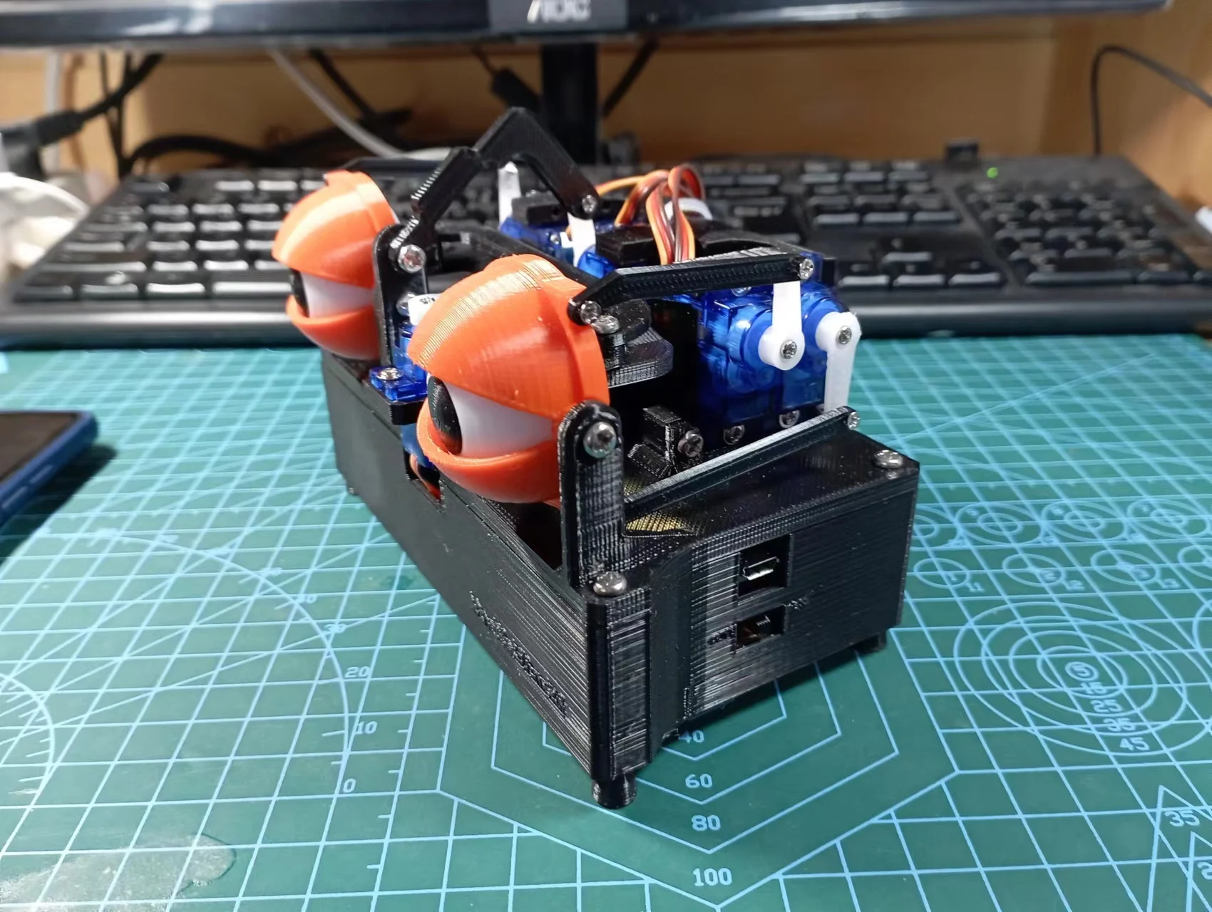 ESP8266 6 robotyczny Robot do samodzielnego zestaw do Arduino z aplikacją Servo/sterowanie przez Wifi internetowa SG90 do drukowania 3D Open Source zestaw startowy kodu