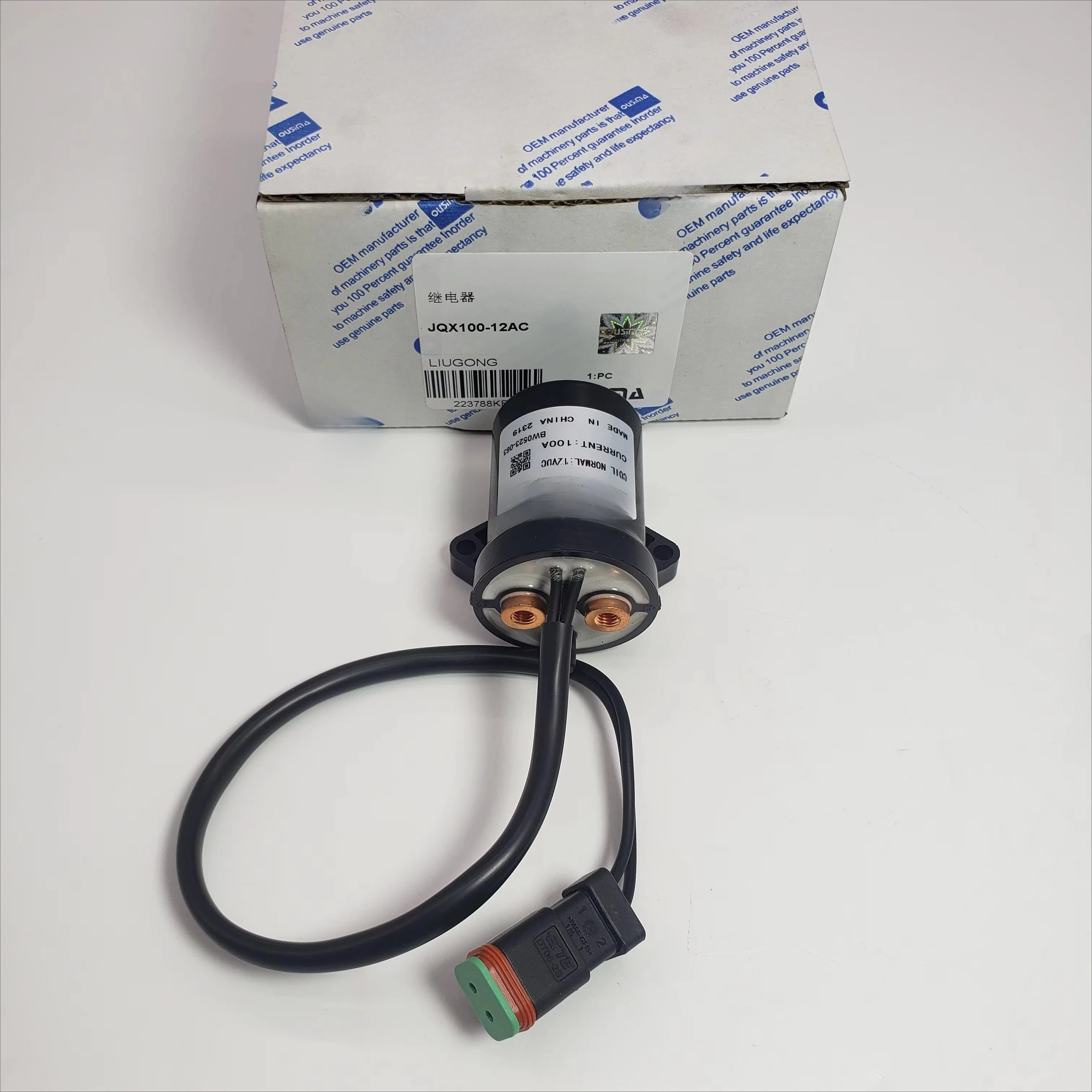 

Реле 913E 915E 920E 926E JQX100-12AC 12 В