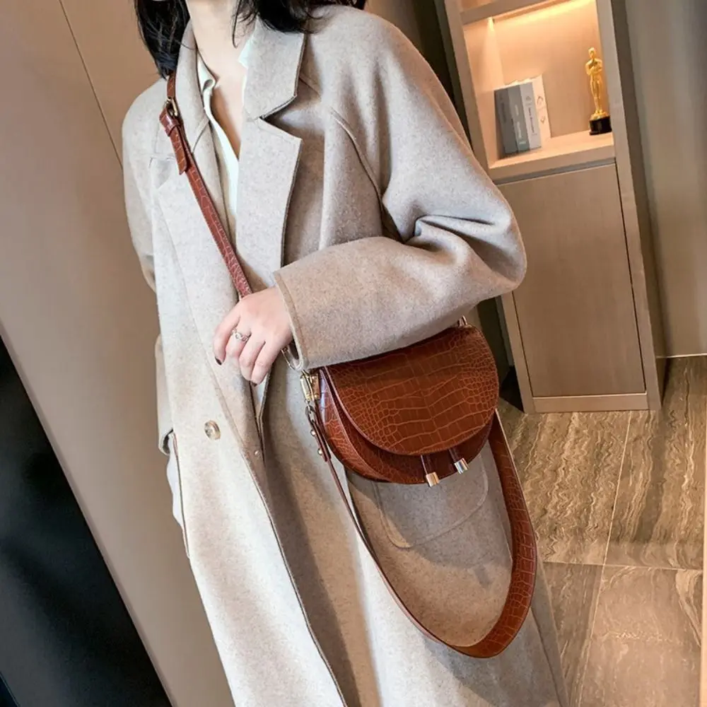 New Crocodile Pattern Women Crossbody Shoulder Bag Solid Color PU Leather Semicircle Handbag Small Purse Messenger Bag