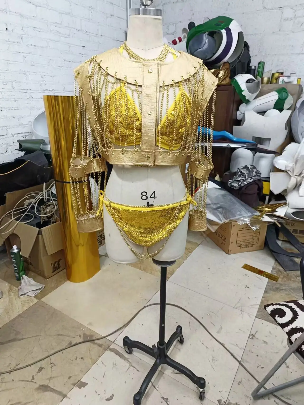 Costume a catena d'oro vestito da ballo per spettacoli teatrali da donna Sexy