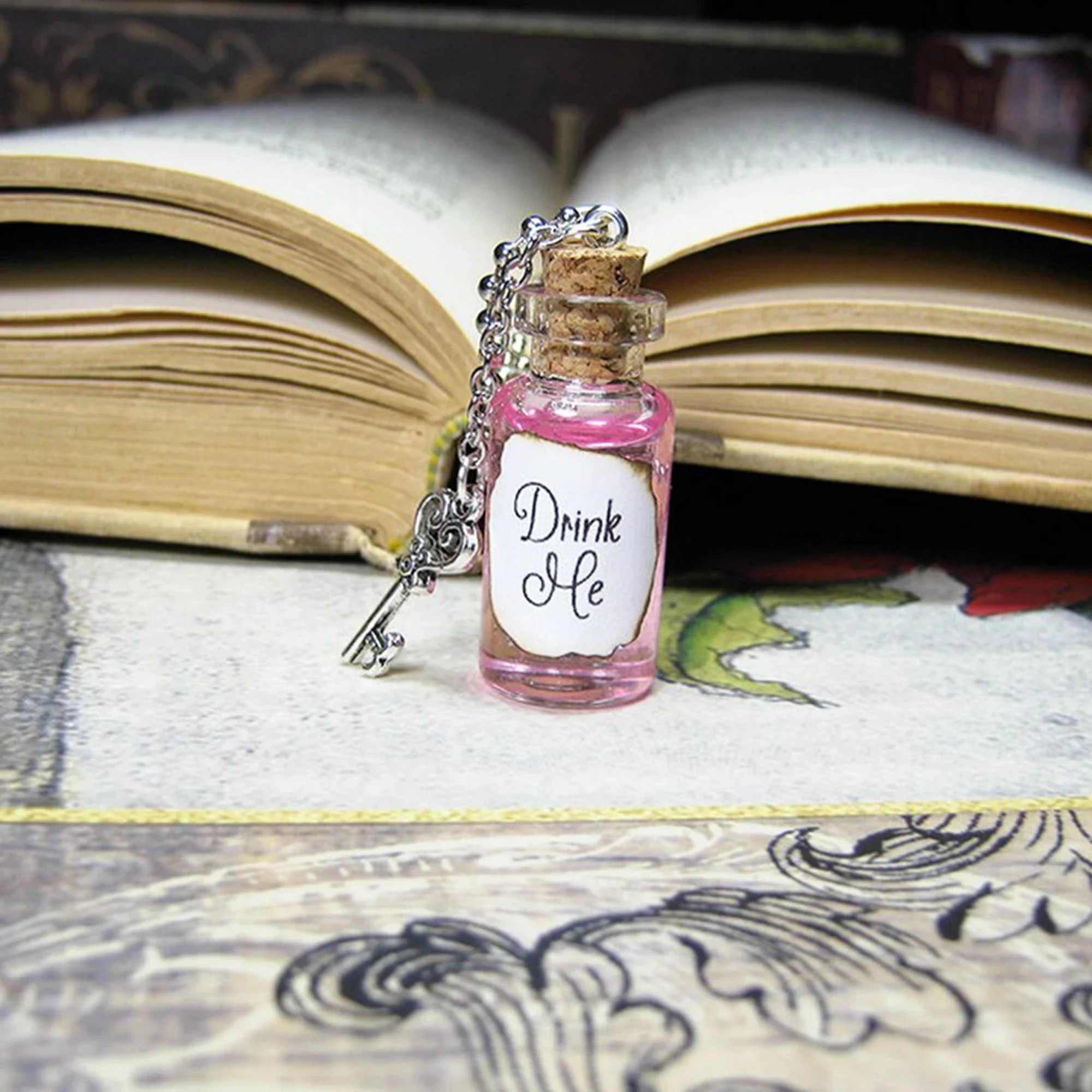 Drink Me 2ml Glass Bottle Necklace Alice Vial Pendant Glitter Sparkle Fantasy Cosplay Potion Charm