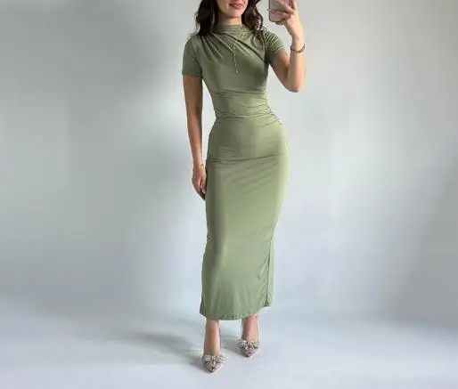 

2025 Summer New Women's Solid Color Short Sleeve Round Neck Slimming Waist Bag Hip Dress