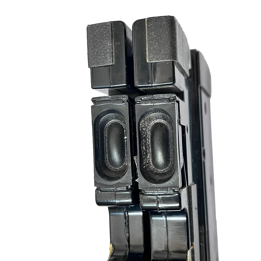 UA40D5000PHXXS UA40D5000PJXZK UA40D5030PMXXD UA40D5500RRMXL UA40D5500RRXUM UA40D5500RRXXM ลําโพงสําหรับ 6 โอห์ม 10W BN96-16796A