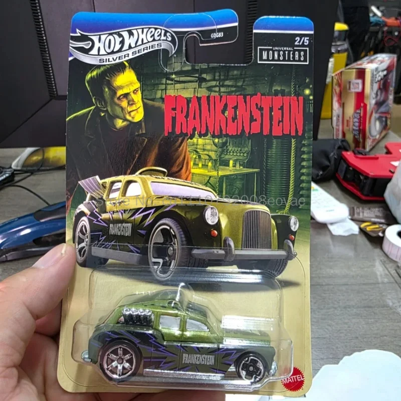Hot Wheels Silver Series Themed Entertainment Assortment Universal Monsters Dracula Frankenstein Mummy Wolfman Diecast Car Toy