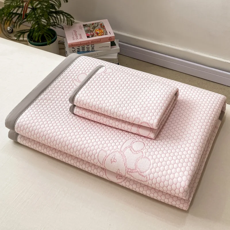 Single Ice Bean Sleeping Cool Mat Soft Skin-Friendly Mattress Topper for Naked Sleep Summer Foldable Air Conditioning Cushion