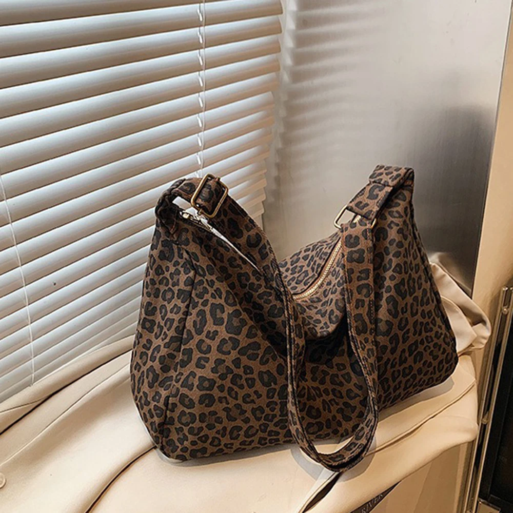 Leopard Shoulder Underarm Bag Tote Bag For Women Trendy Commute Daily Lightweight High-capacity Female Armpit Crossbody Bags