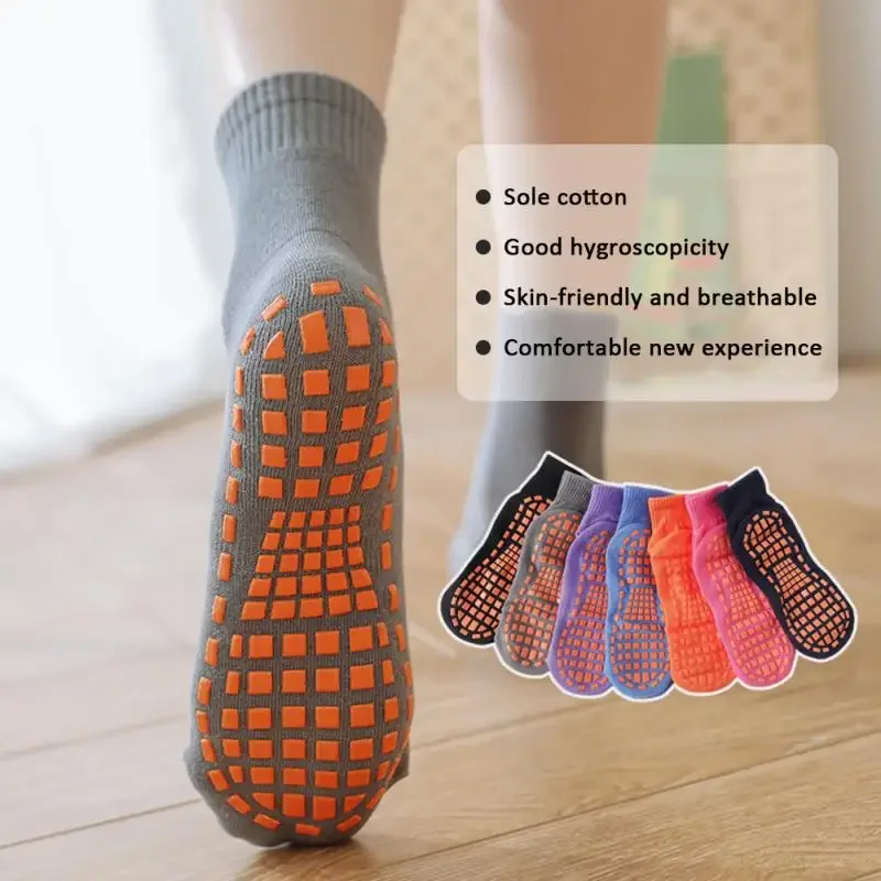 Adults Anti-Slip Sock Cotton Breathable Wear Non Slip Sports Yoga Socks Sweat-absorbent Trampoline Socks Foot Massage Calcetines