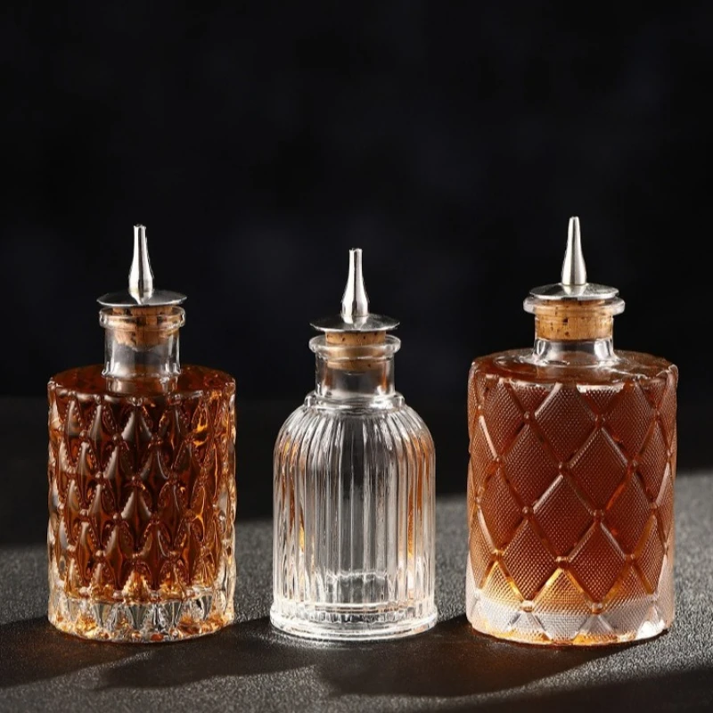 High-quality Cocktail Bitters Bottle with Stainless Steel Dasher Top, Professional Bar Accessory, Vintage Bar Tool