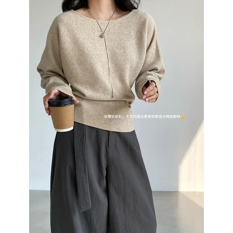 

Women's Top 2025 Autumn/Winter Style French Bat Sleeve Waist Oblique Knitted Shirt for Women