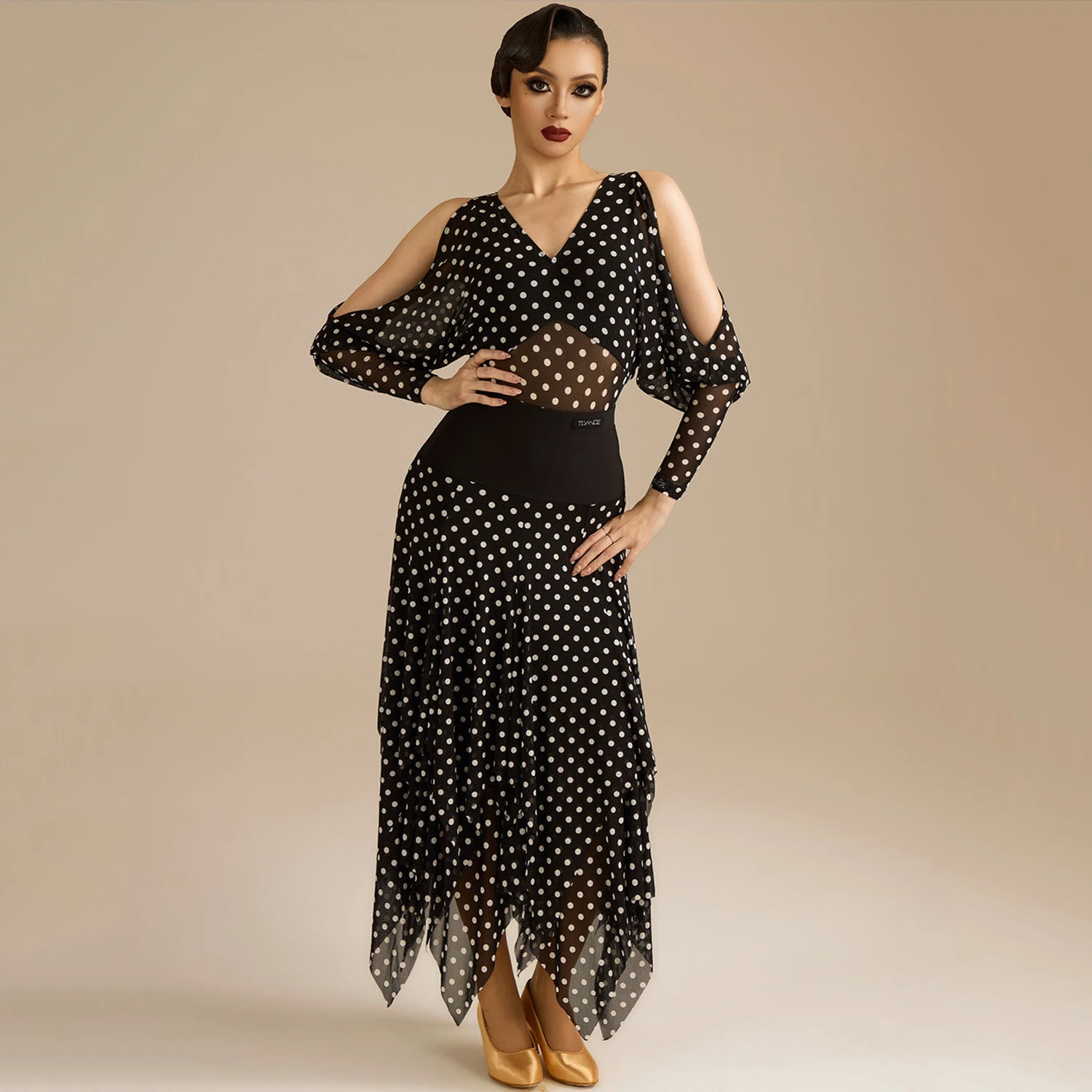 

Polka Dot Ballroom Dance Costume Women Black Tops Irregular Skirt Waltz Tango Dance Performance Dress Practice Clothes DNV27348