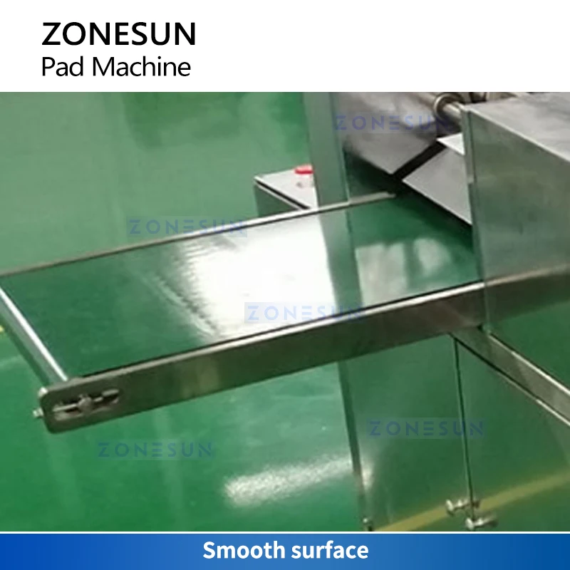 ZONESUN Involucro automatico a flusso orizzontale Pre imballaggi per alcol Attrezzatura per macchine confezionatrici ZS-ZMJ1