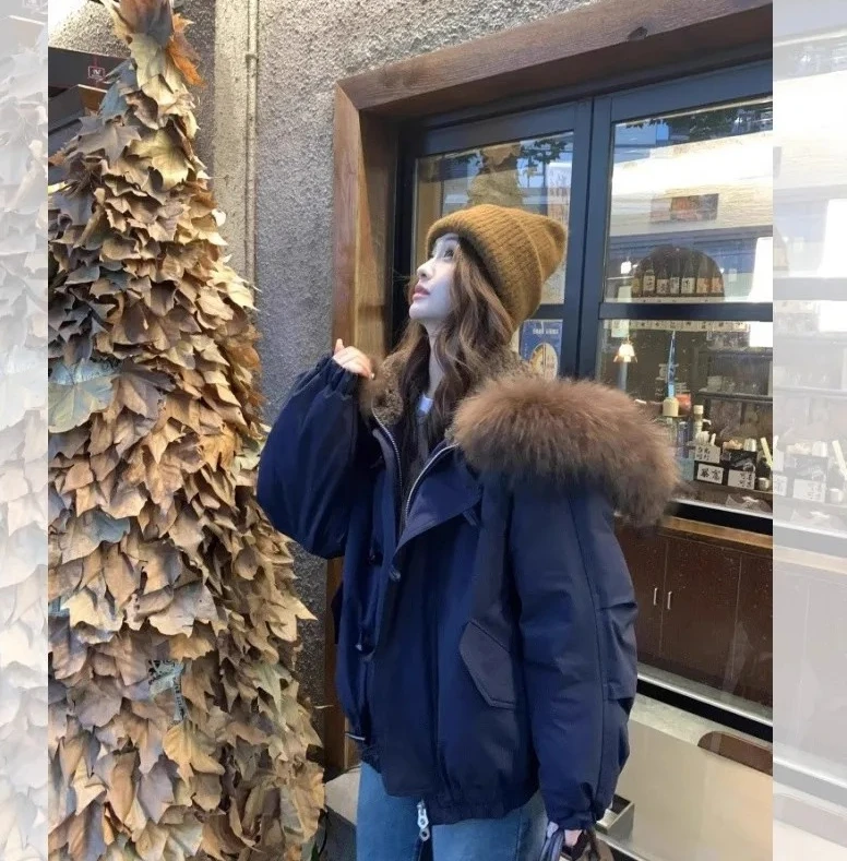 

Winter Coat for Women 2025, Thickened Jacket with Large Fur Collar, Retro Style Loose Fit Cotton Parka, Casual Polyester Fabric